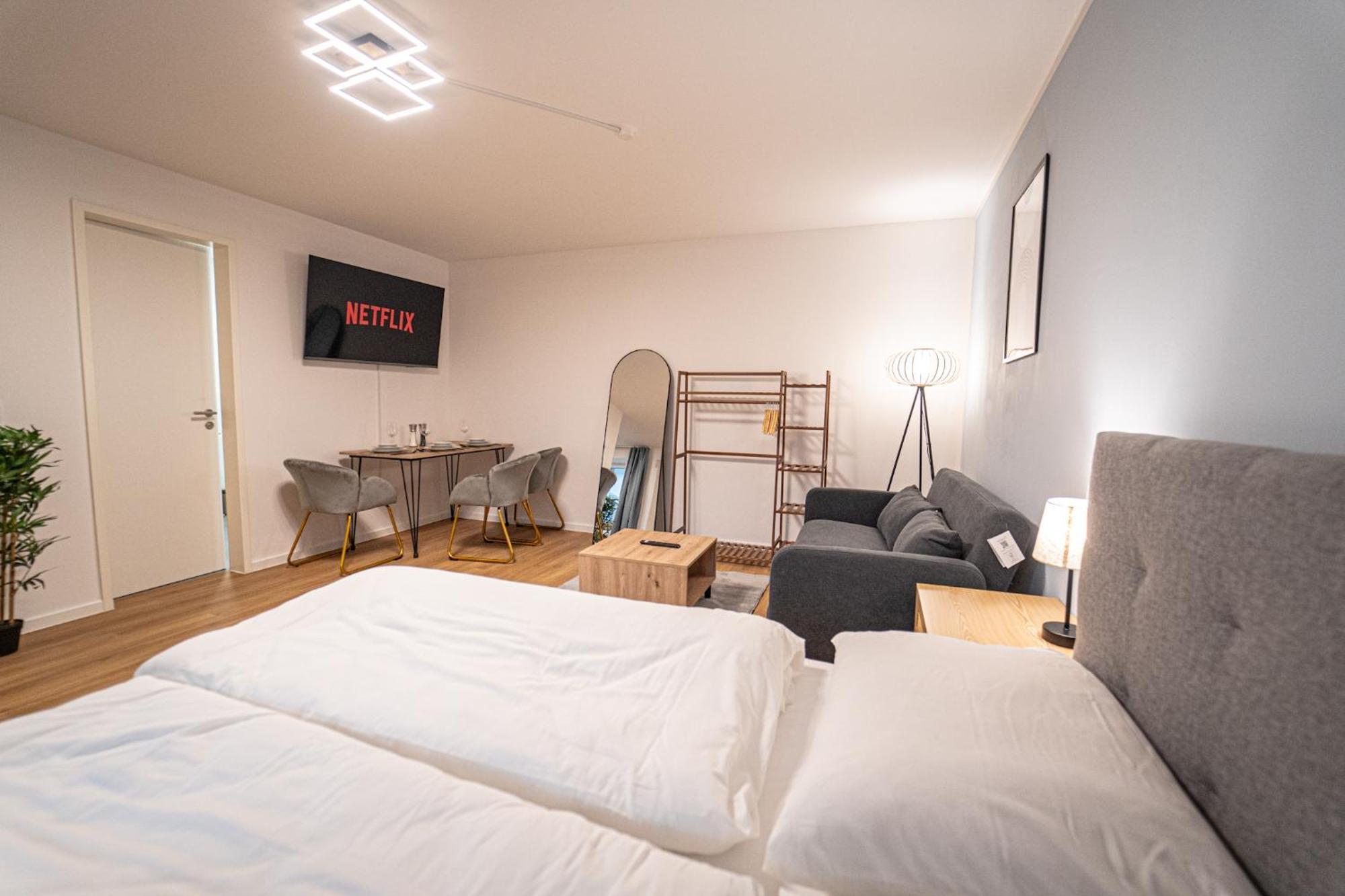 Luxomes - Vilshofen Altstadt Apartments วิลส์โฮเฟน อัน แดร์โดเนา ภายนอก รูปภาพ