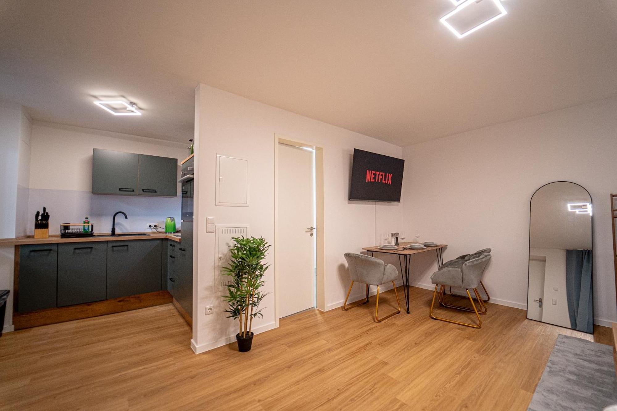 Luxomes - Vilshofen Altstadt Apartments วิลส์โฮเฟน อัน แดร์โดเนา ภายนอก รูปภาพ