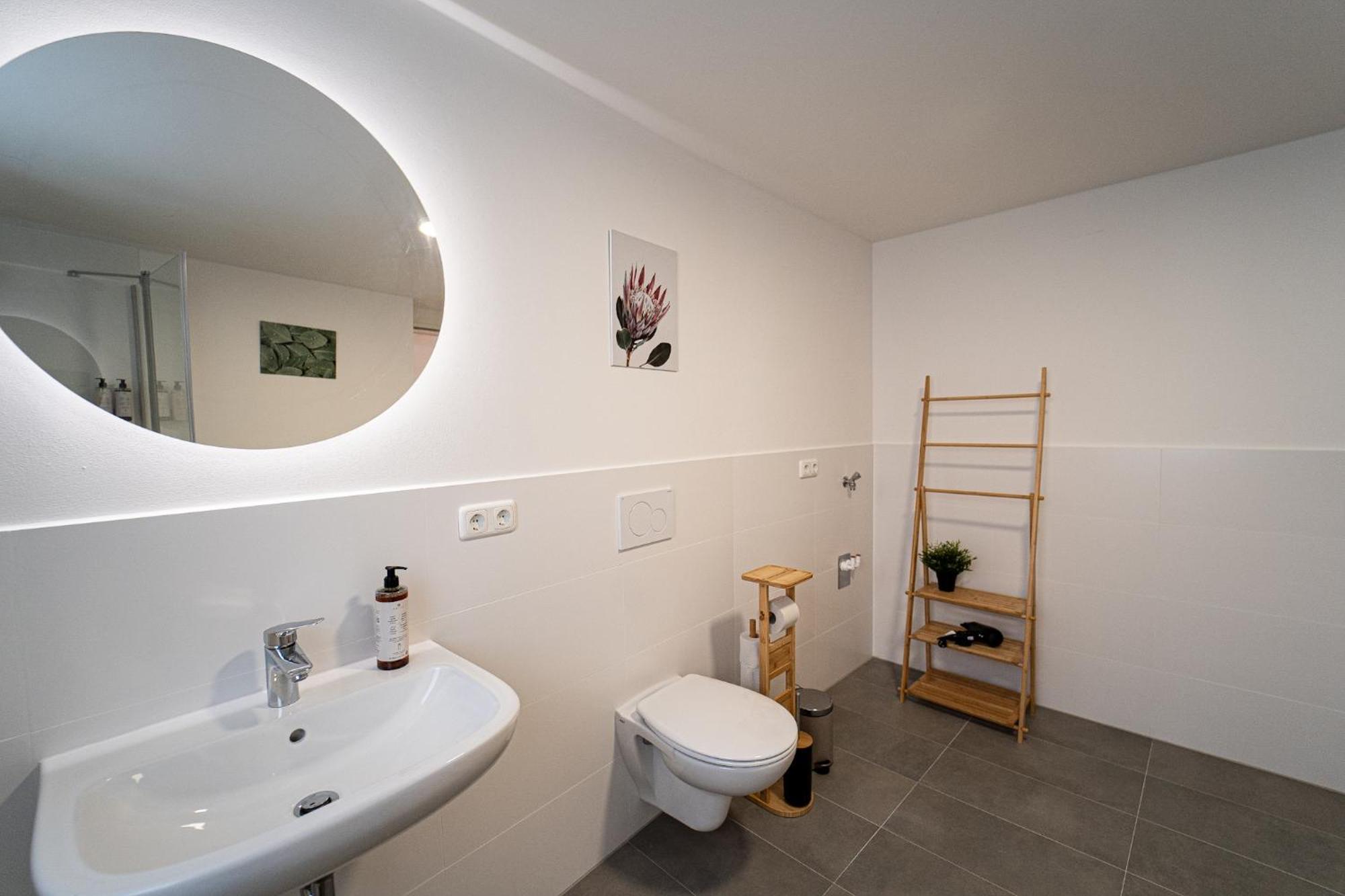 Luxomes - Vilshofen Altstadt Apartments วิลส์โฮเฟน อัน แดร์โดเนา ภายนอก รูปภาพ